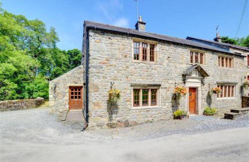 Fence House | 6 Bed in Tosside Near Settle oc-ds101