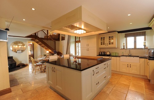 Torrington House | 6 bedroom accommodation in Torrington