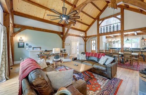 Glenville House | 6 Mi to Dtwn Cashiers Spacious Home with Deck