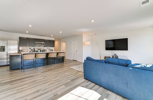 Charlotte House | < 6 Mi to Uptown Charlotte: Bright Home w/Yard