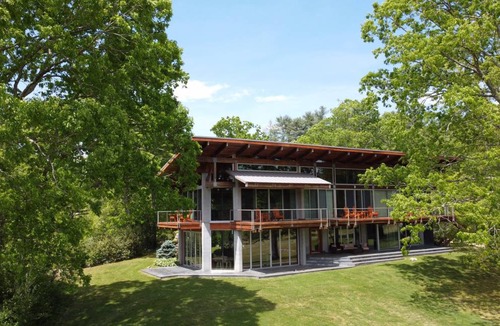 Hendersonville House | 620 m² House ∙ 5 bedrooms ∙ 14 guests