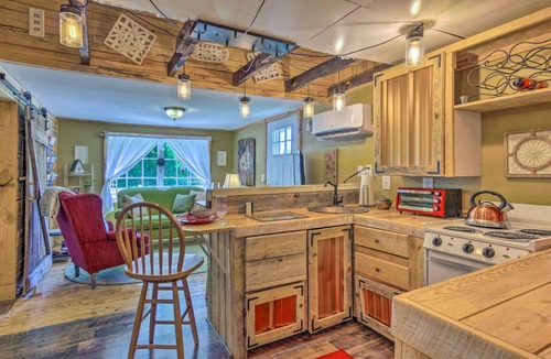 Union Mills Cottage | 63 m² Cabin ∙ 2 bedrooms ∙ 4 guests
