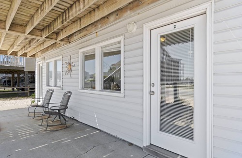 Holden Beach Condo | 64 m² Condo ∙ 2 bedrooms ∙ 4 guests
