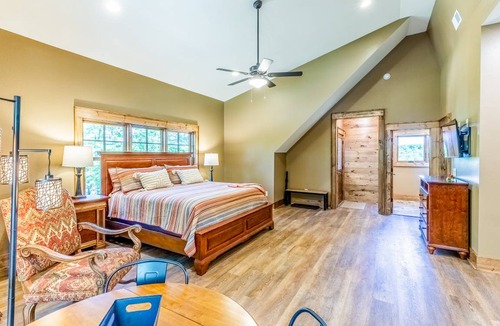 Glenville Apartment | 65 m² Apartment ∙ 1 bedroom ∙ 2 guests