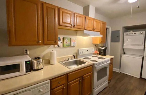 University Park Apartment | 650 m² Apartment ∙ 2 bedrooms ∙ 4 guests