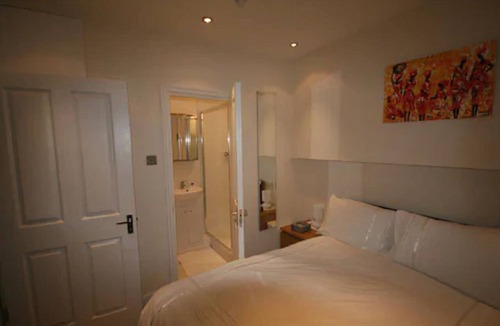 Vauxhall Bed & Breakfast | 69TheGrove