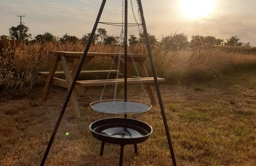 Saltburn-by-the-Sea Cabin | 6m xl Bell Tent, Near Whitby, With log Burner