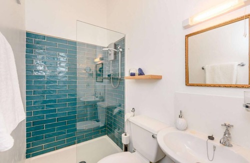 St Leonards-On-Sea Cottage | 7 Bed in St. Leonards-on-sea (oc-52620)