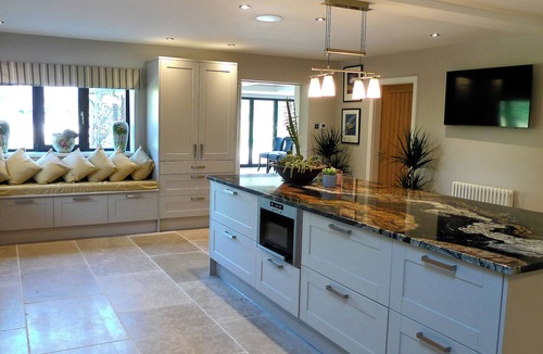 Goole Cottage | 7 bedroom accommodation in Bishopsoil, near Goole