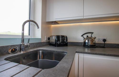 Burgh Island House | 7 Thurlestone Rock