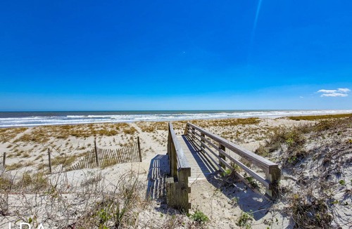 Topsail Beach House | 70 m² House ∙ 1 bedroom ∙ 5 guests