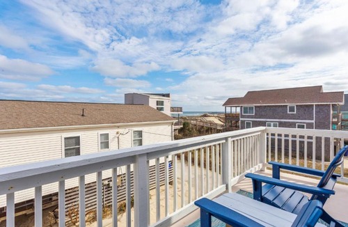 South Nags Head House | 7046 Only Good Vibes Ocean and Sound Views