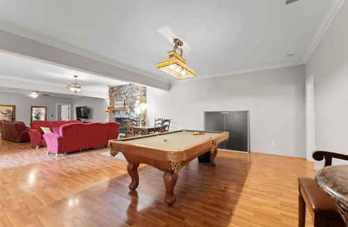 Troutman House | 709 m² House ∙ 6 bedrooms ∙ 20 guests
