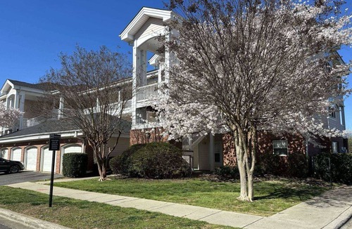 Charlotte Condo | 74 m² Condo ∙ 1 bedroom ∙ 3 guests