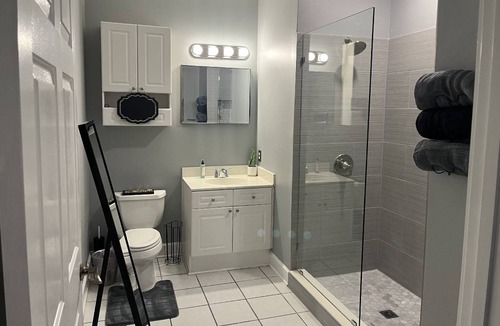 Charlotte Condo | 74 m² Condo ∙ 1 bedroom ∙ 3 guests