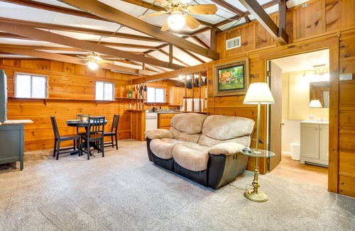 Warne House | 74 m² House ∙ 2 bedrooms ∙ 4 guests