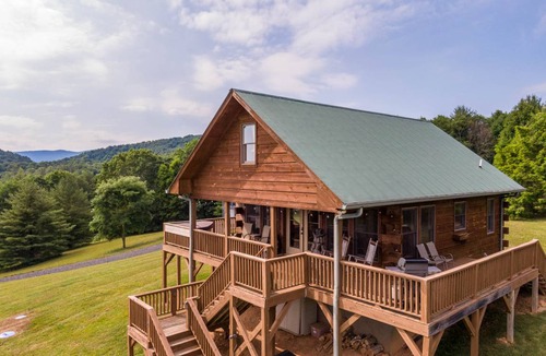 Fleetwood Cabin | 76 m² Cabin ∙ 2 bedrooms ∙ 4 guests
