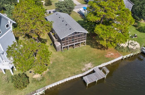 Brigands' Bay House | 80 m² House ∙ 3 bedrooms ∙ 6 guests