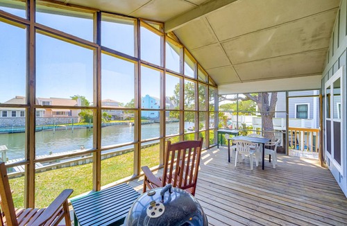 Brigands' Bay House | 80 m² House ∙ 3 bedrooms ∙ 6 guests