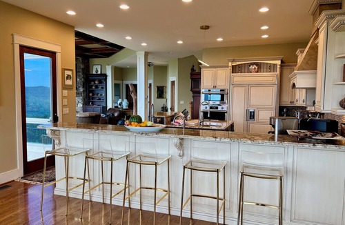 Old Fort House | 8000sf Luxurious Estate with Majestic Mountain Views Black Mountain/Asheville
