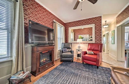 Waynesville Cottage | 81 m² Cabin ∙ 2 bedrooms ∙ 3 guests
