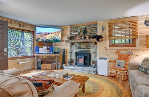 Cashiers House | 84 m² House ∙ 2 bedrooms ∙ 4 guests