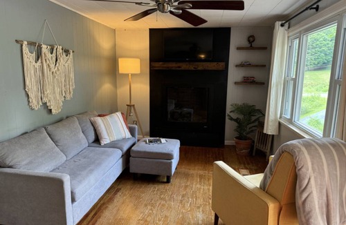 Canton House | 85 m² House ∙ 2 bedrooms ∙ 4 guests