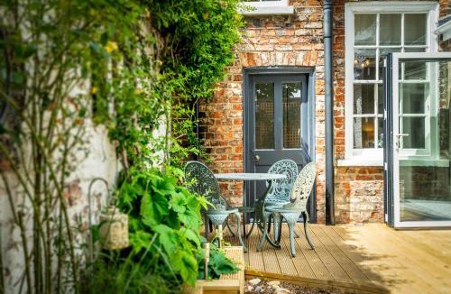 York House | 9 St John's Street