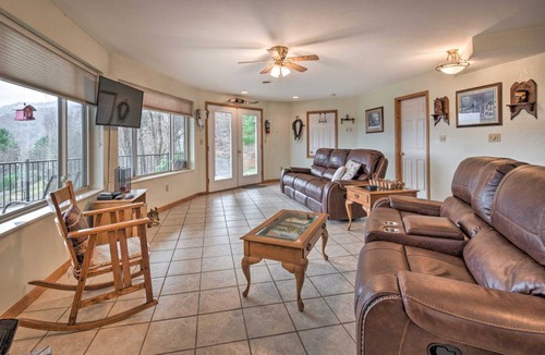 Burnsville Apartment | 92 m² Apartment ∙ 2 bedrooms ∙ 5 guests
