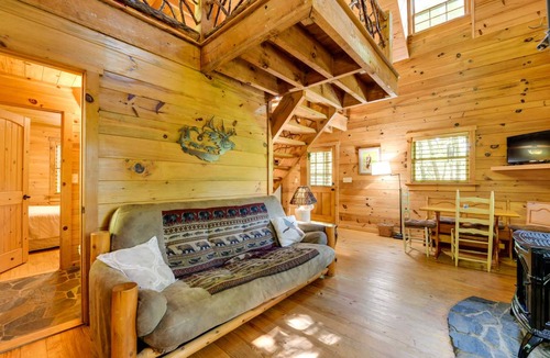 Asheville House | 92 m² House ∙ 2 bedrooms ∙ 6 guests