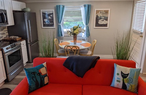 Brevard Hotel | 92 m² Motel ∙ 6 guests
