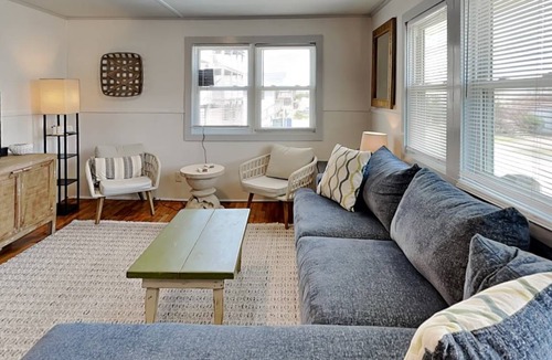 Topsail Beach House | 94 m² House ∙ 3 bedrooms ∙ 6 guests