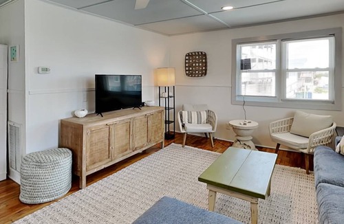 Topsail Beach House | 94 m² House ∙ 3 bedrooms ∙ 6 guests