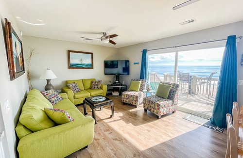 Surf City House | 94 m² Maisonette ∙ 3 bedrooms ∙ 8 guests