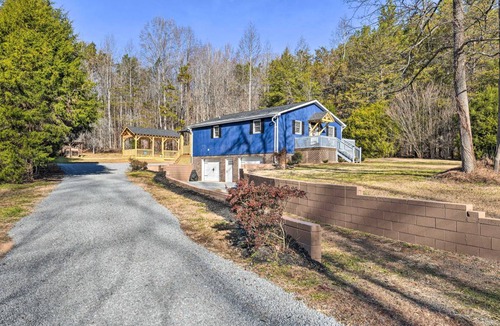 Yadkinville Cottage | 97 m² Cabin ∙ 2 bedrooms ∙ 6 guests
