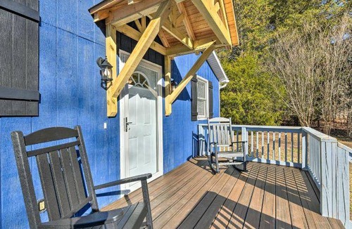 Yadkinville House | 98 m² House ∙ 2 bedrooms ∙ 6 guests