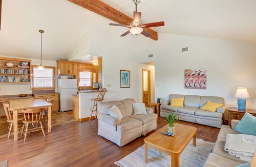 Brigands' Bay House | 98 m² House ∙ 3 bedrooms ∙ 6 guests