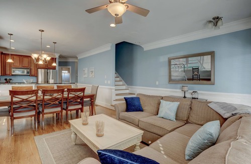 Wilmington Beach House | A Better View - 7 Bedrooms. Amazing roof top views, quick walk to the beach!