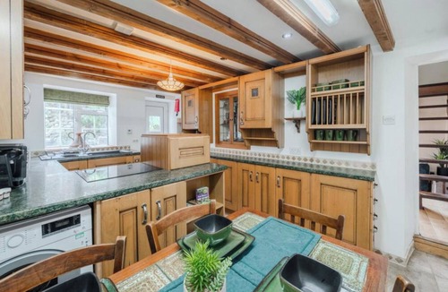 Matlock Bath House | A charming and beautifully presented three-bedroom old miners cottage