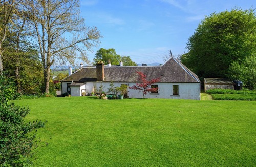 Murthly Cottage | A comfortable, warm and peaceful 2 bedroom cottage in the heart of Perthshire