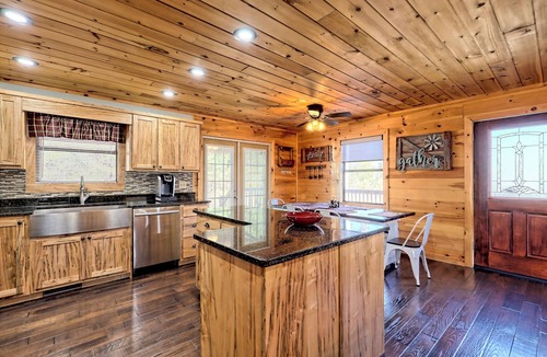 Marble Cabin | A cozy and bright cabin w/firepit close to many activities in the Smokies!