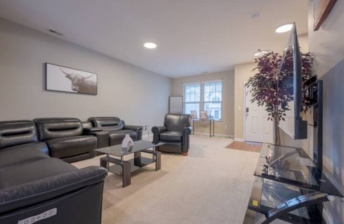Southeast Raleigh House | A Farm in the Heart of Raleigh