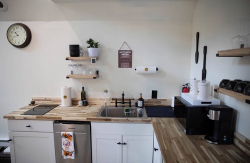Tobyhanna Cabin | A-Frame: Fire Pit, Deck, grill & Lake Community