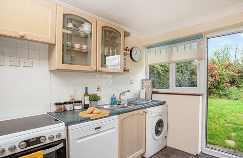 Warbstow Cottage | A great, three-bedroom bungalow, with front and back gardens.