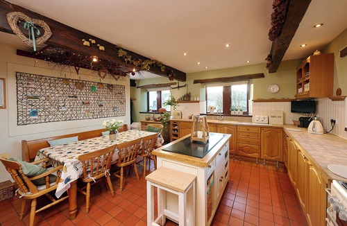 Kendal House | A Luxury barn conversion ideal for visits to the Lake District, accommodates 8