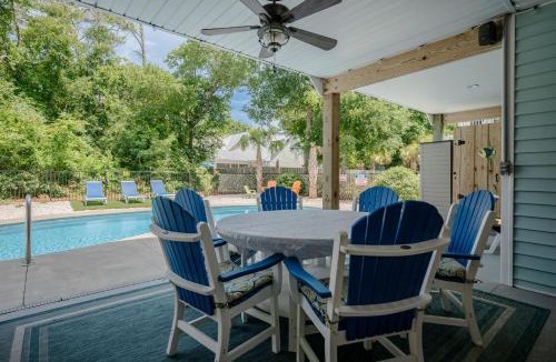 Tranquil Harbour House | A Sloths Retreat by Oak Island Accommodations