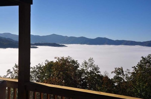 Bryson City Cabin | A Walk in the Clouds