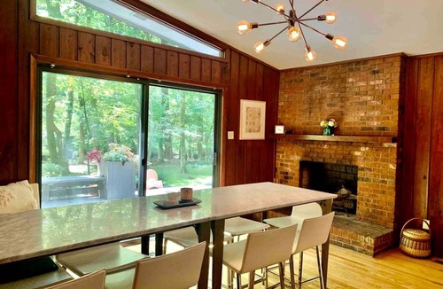 Chapel Hill Other | Accommodation ∙ 3 bedrooms ∙ 6 guests