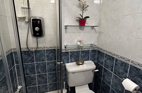 Longcroft House | Acer Lodge Guest House