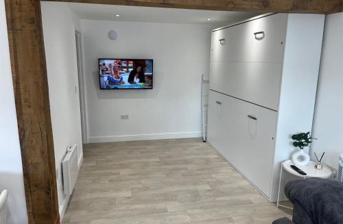 Ford Apartment | Acorn Lodge